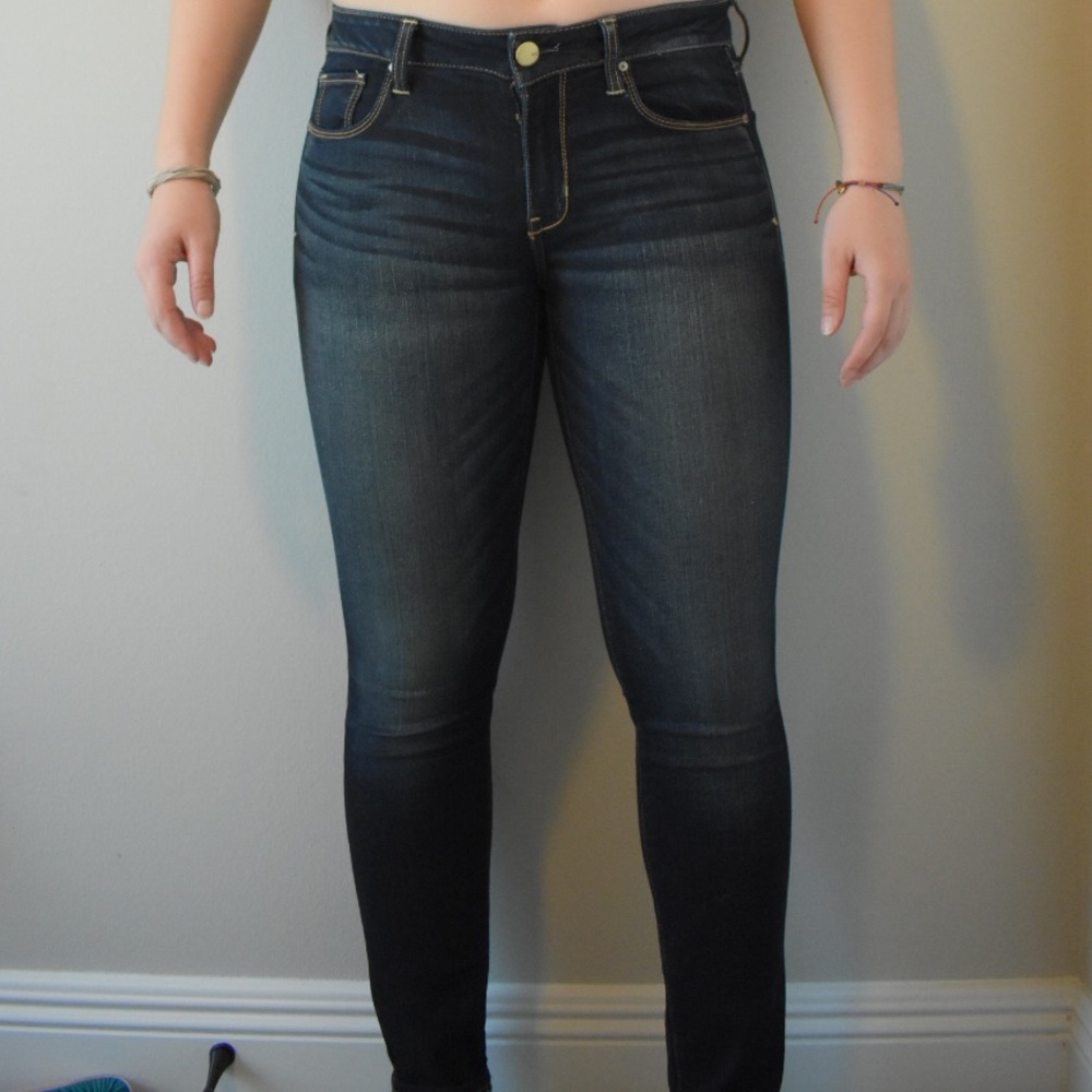 American Eagle skinny jeans